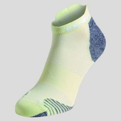 Skarpety do biegania dla dorosłych Odlo Socks short Ceramicool RUN. Zielone skarpety Odlo, bez wzorów. Za 66.81 zł.
