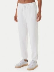 Guess Spodnie dresowe V6GB11 K3095 Biały Regular Fit. Białe spodnie dresowe Guess, xs, z aplikacjami, z dresówki. Za 294.99 zł.