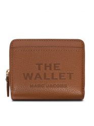 Marc Jacobs Portfel damski 2R3SMP044S10 Brązowy. Brązowe portfele Marc Jacobs, bez wzorów, ze skóry. Za 799.99 zł.