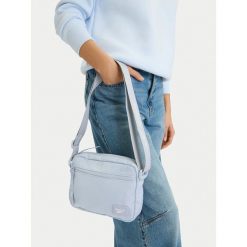 Torebka Reebok. Niebieskie listonoszki Reebok, bez wzorów, bez dodatków. Za 69.99 zł.