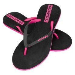 Japonki basenowe damskie Aqua Speed Genoa. Czarne klapki Aqua-Speed, bez wzorów, bez obcasa. Za 47.99 zł.