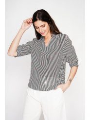 Le Jardin du Lin Bluzka w kolorze czarnym rozmiar: 34. Czarne bluzki Le jardin du lin, bez wzorów, bez kołnierzyka, bez ramiączek. Za 108.99 zł.