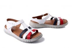 ARTIKER RELAKS 56C0855 kolorowy, sandały damskie. Białe sandały Artiker Relaks, bez wzorów, ze skóry, bez obcasa, bez zapięcia. Za 143.94 zł.