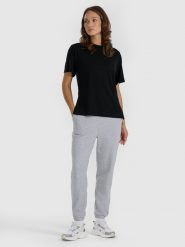 4F Spodnie dresowe joggery damskie - szare XL. Szare spodnie dresowe 4f, xl, bez wzorów, z dresówki. Za 149.99 zł.