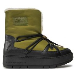 Śniegowce Tommy Hilfiger. Zielone trapery i śniegowce TOMMY HILFIGER. Za 869.99 zł.