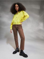 Bluza rozpinana - zielony. Zielone bluzy Sinsay, l, bez wzorów, bez kaptura. W wyprzedaży za 29.99 zł.