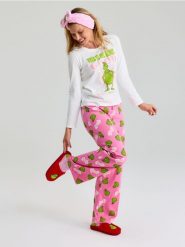 Kapcie z futerkiem Grinch - czerwony. Czerwone obuwie domowe Sinsay, bez wzorów, bez zapięcia. Za 29.99 zł.
