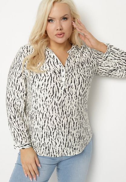 Jasnobeżowa Koszula z Wiskozą w Abstrakcyjny Print z Dekoltem w Serek Aretiava. Brązowe koszule Born2be, xl, z aplikacjami, z jeansu, eleganckie, bez kołnierzyka, bez ramiączek. Za 64.99 zł.