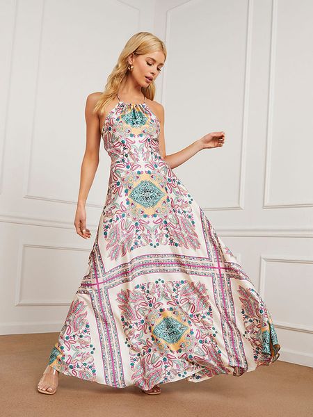 Milan Kiss Sukienka w kolorze kremowo-różowo-niebieskim rozmiar: XL. Brązowe sukienki Milan Kiss, xl, bez wzorów, bez kołnierzyka, bez ramiączek, maxi, rozkloszowane. Za 206.42 zł.