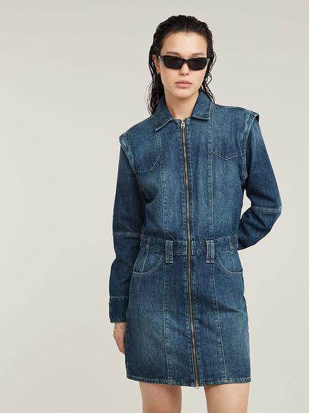 G-Star Sukienka dżinsowa w kolorze niebieskim rozmiar: M. Niebieskie sukienki G-Star, m, bez wzorów, z bawełny, retro, bez kołnierzyka, bez ramiączek, mini. Za 375.96 zł.