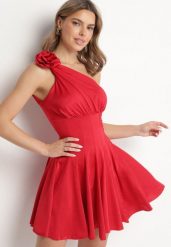 Czerwona Satynowa Asymetryczna Sukienka Ozdobiona Kwiatem 3D Izaiva. Czerwone sukienki Born2be, na imprezę, na lato, m, z aplikacjami, z satyny, eleganckie, z asymetrycznym kołnierzem, bez ramiączek, mini, asymetryczne. Za 129.99 zł.