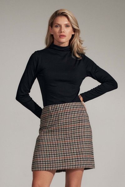 Casualowa Bluzka z Golfem - Czarna. Czarne bluzki Figl, xl, bez wzorów, z elastanu, bez ramiączek. Za 179.00 zł.