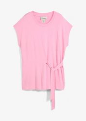 T-shirt z miękkiej mieszanki wiskozy. Czarne t-shirty bonprix, bez wzorów, z wiskozy, bez kołnierzyka, bez ramiączek. Za 34.99 zł.
