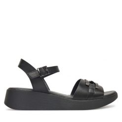 Sandały Lasocki. Czarne sandały Lasocki, bez wzorów, bez obcasa, na koturnie, bez zapięcia. Za 159.99 zł.