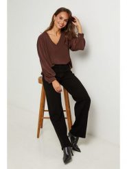 L'armoire de Suzette Bluzka w kolorze brązowym rozmiar: 38/40. Brązowe bluzki L'armoire de Suzette, l, bez wzorów, klasyczne, bez kołnierzyka, bez ramiączek. Za 69.99 zł.