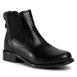 Sztyblety Lasocki. Czarne botki Lasocki, bez wzorów, bez obcasa, na płaskiej podeszwie, bez zapięcia. Za 111.99 zł.