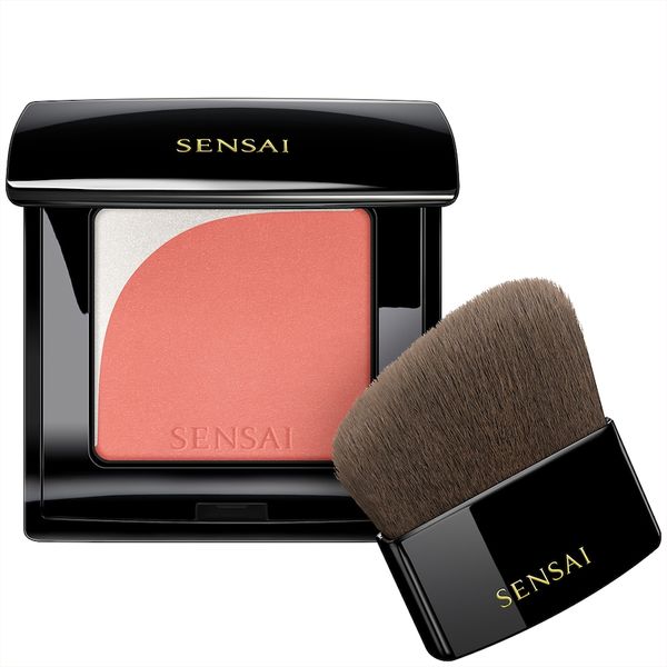 SENSAI BLOOMING BLUSH Róż do policzków 4 g 04 - ORANGE. Róże Sensai. Za 165.00 zł.