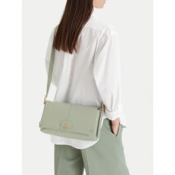 Torebka Beverly Hills Polo Club. Zielone listonoszki Beverly Hills Polo Club, bez wzorów, bez dodatków. Za 219.99 zł.