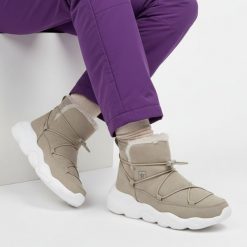 Botki damskie Big Star, cholewka z miękką wyściółką lekkie sznurowanie z regulacją elastyczna konstrukcja dopasowująca się do stopy gruba podeszwa, b. Brązowe botki Big Star, bez wzorów, bez obcasa, bez zapięcia. Za 179.00 zł.