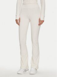 Guess Spodnie materiałowe Marika V4YB15 KCD02 Beżowy Regular Fit. Brązowe spodnie materiałowe Guess, m, z aplikacjami, z materiału. Za 329.99 zł.