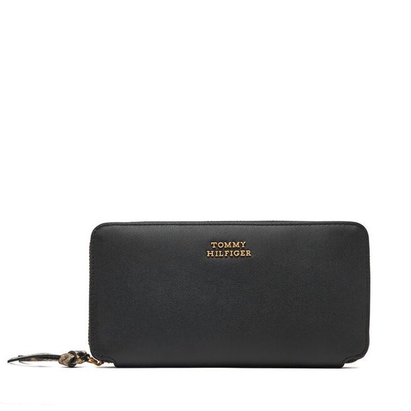 Portfel Tommy Hilfiger. Czarne portfele TOMMY HILFIGER, bez wzorów. Za 329.99 zł.