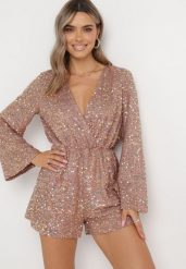 Różowy Cekinowy Kombinezon z Kopertowym Dekoltem i Gumką w Pasie Akonsa. Czerwone sukienki Born2be, m, bez wzorów, bez kołnierzyka, bez ramiączek, kopertowe. Za 99.99 zł.