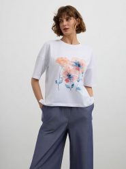 BGN Koszulka w kolorze białym rozmiar: 40. Białe bluzki BGN, bez wzorów, bez kołnierzyka, bez ramiączek. Za 65.54 zł.