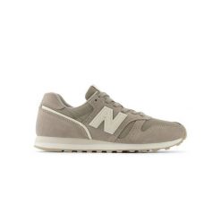 Buty sportowe sneakersy damskie New Balance 373. Brązowe obuwie sportowe New Balance, bez zapięcia, trekkingowe, New Balance 373. Za 299.00 zł.
