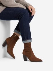 Nine West Botki EO-LBT805720-2 Brązowy jasny. Brązowe botki Nine West, bez wzorów, z materiału, bez obcasa, na słupku, bez zapięcia. Za 329.99 zł.