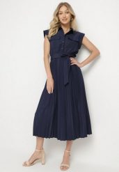 Granatowa Plisowana Sukienka z Bawełną i Paskiem Lireviere. Niebieskie sukienki Born2be, na co dzień, l, bez wzorów, z bawełny, eleganckie, bez kołnierzyka, bez ramiączek, maxi. Za 119.99 zł.