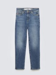 Jeansy damskie z krótką nogawką niebieskie Adela Cropped 296. Niebieskie jeansy Big Star, l, bez wzorów. Za 299.99 zł.