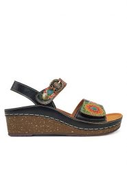 Laura Vita Sandały Facscineo 0122 Czarny. Czarne sandały Laura Vita, bez wzorów, ze skóry, bez obcasa, na koturnie, bez zapięcia. Za 359.99 zł.