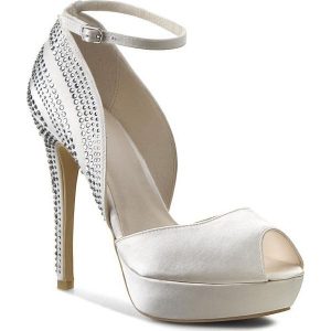 Szpilki MENBUR - 006099 Ivory 004. Szare szpilki Menbur, z aplikacjami, z materiału, eleganckie, bez obcasa, na obcasie, bez zapięcia. W wyprzedaży za 339.00 zł.