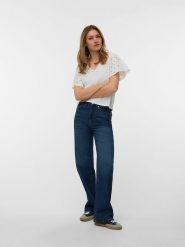 Vero Moda Bluzka w kolorze białym rozmiar: XS. Białe bluzki Vero Moda, xs, bez wzorów, z bawełny, bez kołnierzyka, bez ramiączek. Za 51.95 zł.
