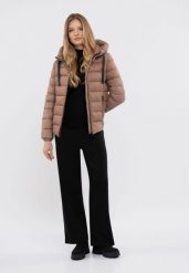 Pikowana kurtka J-NORDIC. Brązowe kurtki sportowe Volcano, na zimę, plus size, bez wzorów, z materiału, bez kaptura. Za 299.99 zł.