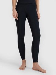 4F Legginsy funkcyjne w kolorze czarnym rozmiar: M. Czarne legginsy sportowe 4f, m, bez wzorów, z materiału, na fitness i siłownię. Za 61.95 zł.