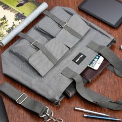 Damska Torebka lekka listonoszka Bellugio A4 na ramię do pracy shopperka szara J38. Szare torby na ramię bez wzorów, biznesowe, na ramię, bez dodatków. Za 54.99 zł.