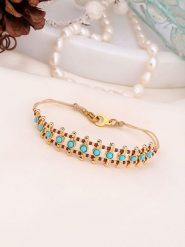 Charlize Pozłacana bransoletka z kamieniami szlachetnymi rozmiar: onesize. Brązowe bransoletki Charlize, z jaspisem, pozłacane. Za 135.49 zł.