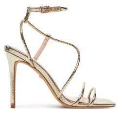Sandały Marciano Guess. Żółte sandały Marciano Guess, z aplikacjami, bez obcasa, na szpilce, bez zapięcia. Za 929.99 zł.