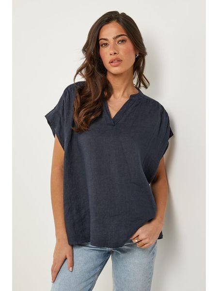 Le Monde du Lin Lniana koszulka w kolorze granatowym rozmiar: 40/42. Niebieskie bluzki Le Monde du Lin, bez wzorów, ze lnu, klasyczne, bez kołnierzyka, bez ramiączek. Za 162.49 zł.