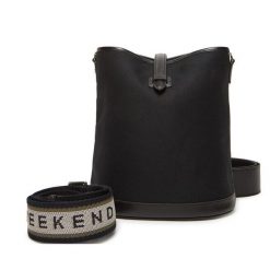 Torebka Weekend Max Mara. Czarne listonoszki Weekend Max Mara, bez wzorów, bez dodatków. Za 1,529.00 zł.