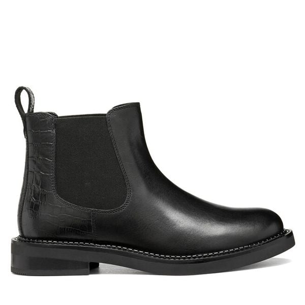Sztyblety Geox. Czarne botki Geox, bez wzorów, bez obcasa, na płaskiej podeszwie, bez zapięcia. Za 589.99 zł.