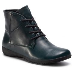 Botki Josef Seibel. Zielone botki Josef Seibel, bez wzorów, bez obcasa, na płaskiej podeszwie, bez zapięcia. Za 469.99 zł.