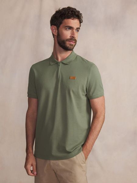 Polo TBS Nacca. Zielone koszulki polo Tbs, l, bez wzorów, z bawełny, bez kołnierzyka, bez ramiączek. Za 255.50 zł.