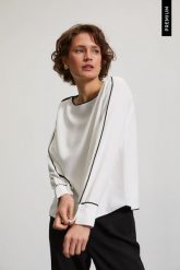 Koszula z wiskozy biała. Białe koszule MOODO, s, bez wzorów, z poliesteru, bez kołnierzyka, bez ramiączek. Za 139.99 zł.