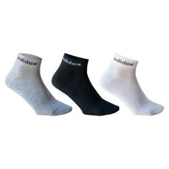 Skarpety Sportowe Tenis Mid 3 Pary. Skarpety Adidas, bez wzorów, z dzianiny. W wyprzedaży za 34.99 zł.