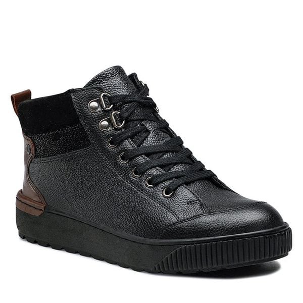 Trzewiki Go Soft. Czarne botki GO SOFT, bez wzorów, bez obcasa, na płaskiej podeszwie, bez zapięcia. Za 149.99 zł.