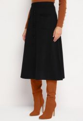 Czarna Trapezowa Spódnica Ozdobiona Kieszeniami i Guzikami Bralita. Czarne spódnice Born2be, na zimę, m, bez wzorów, z dzianiny, midi, trapezowe. Za 84.99 zł.