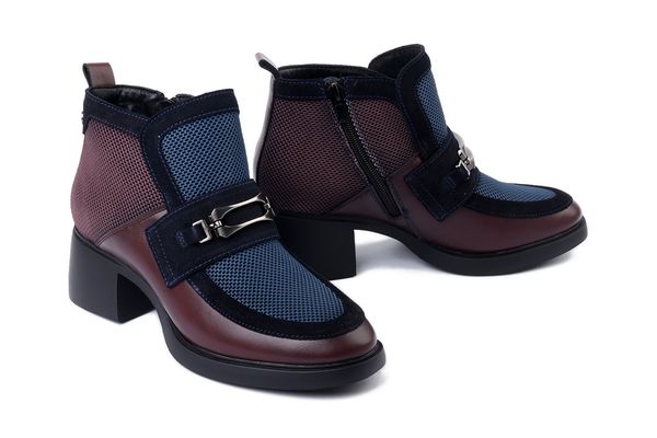 MACIEJKA A6747-23/00-8 bordo, botki damskie. Czerwone botki Maciejka, bez wzorów, z polaru, bez obcasa, na obcasie, bez zapięcia. Za 248.43 zł.