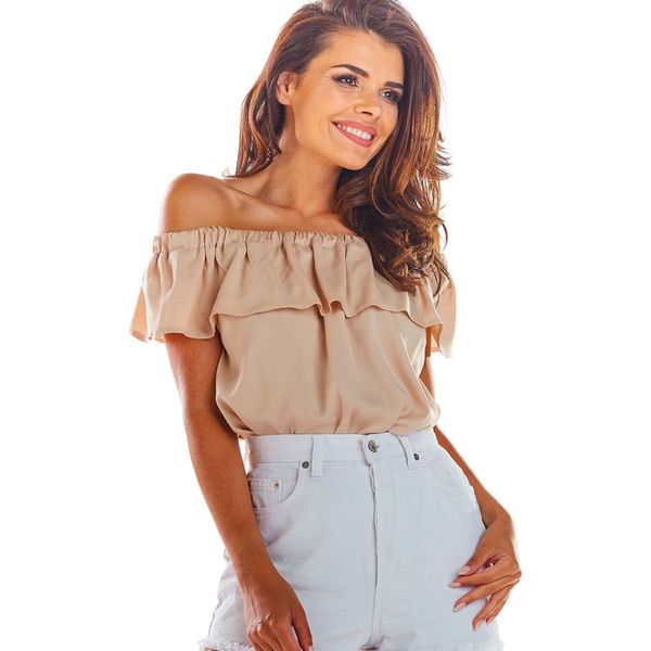 Awama Bluzka w kolorze beżowym rozmiar: L/XL. Brązowe bluzki Awama, l, bez wzorów, bez kołnierzyka, bez ramiączek. Za 96.83 zł.